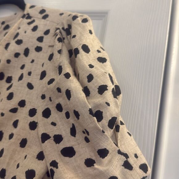 Shirred short sleeve two button jacket/blazer size large ! - Picture 4 of 7